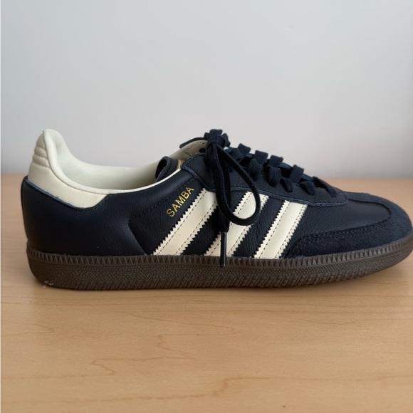 Adidas Samba Navy Blue and Cream Shoes- Men’s 7 - Picture 8 of 12